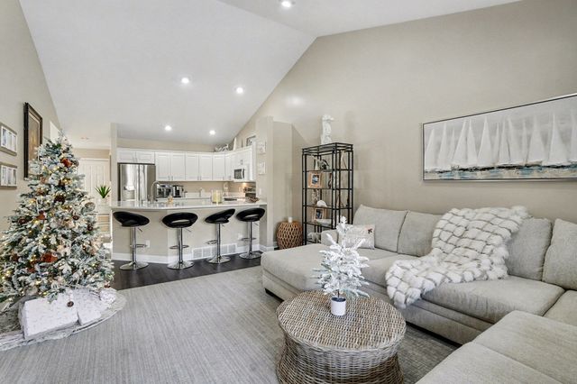 17574 Park Place Circle, Spring Lake, MI 49456