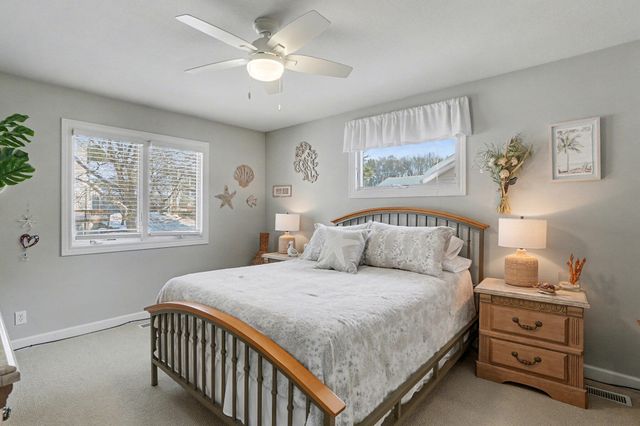 17574 Park Place Circle, Spring Lake, MI 49456