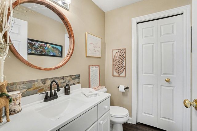 17574 Park Place Circle, Spring Lake, MI 49456