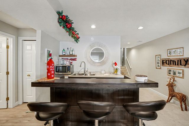 17574 Park Place Circle, Spring Lake, MI 49456