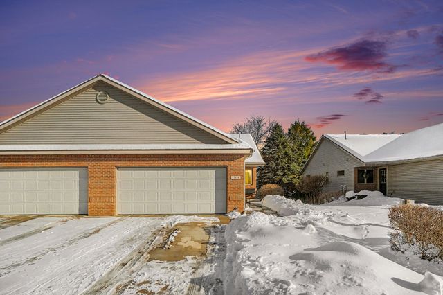 17574 Park Place Circle, Spring Lake, MI 49456