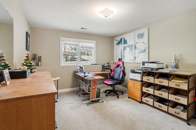 17574 Park Place Circle, Spring Lake, MI 49456