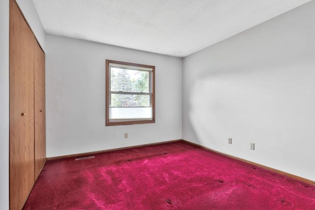 8741 Griggs Avenue, Circle Pines, MN 55014