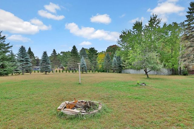 8741 Griggs Avenue, Circle Pines, MN 55014