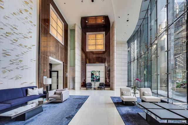 401 N Wabash Avenue 44D, Chicago, IL 60611