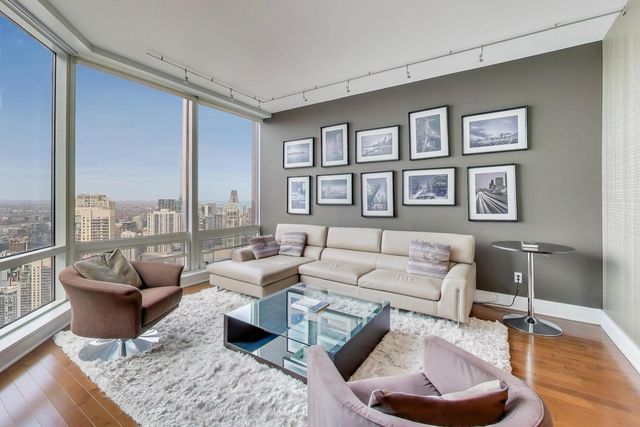 401 N Wabash Avenue 44D, Chicago, IL 60611