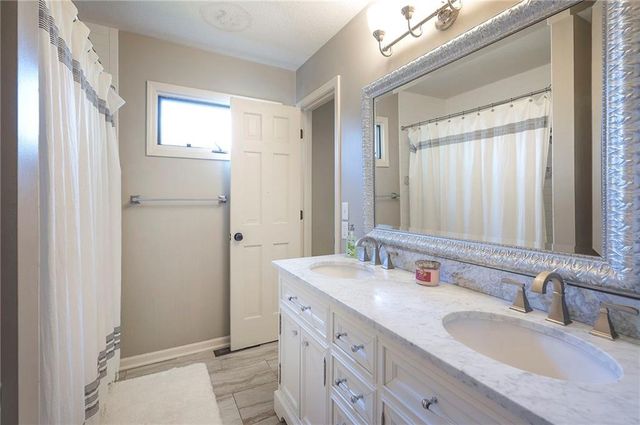 12316 Connell Drive, Overland Park, KS 66213