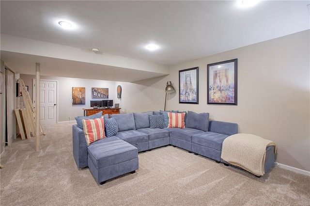 12316 Connell Drive, Overland Park, KS 66213