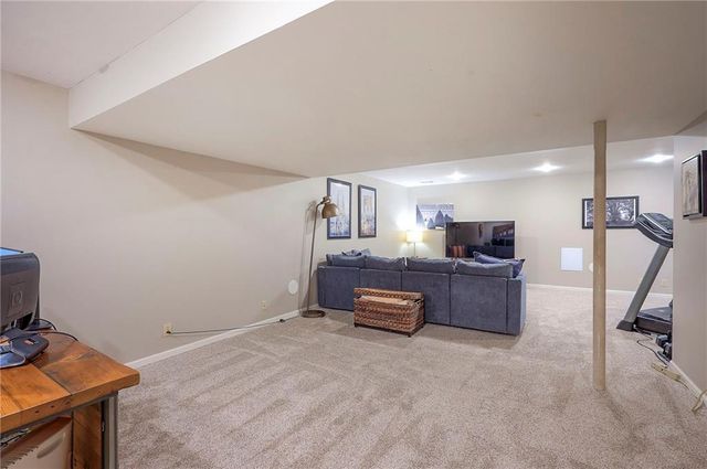 12316 Connell Drive, Overland Park, KS 66213