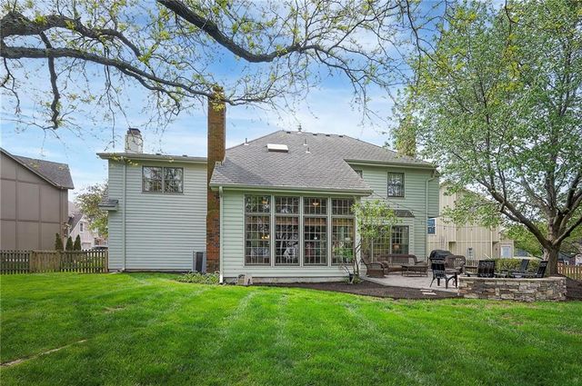 12316 Connell Drive, Overland Park, KS 66213