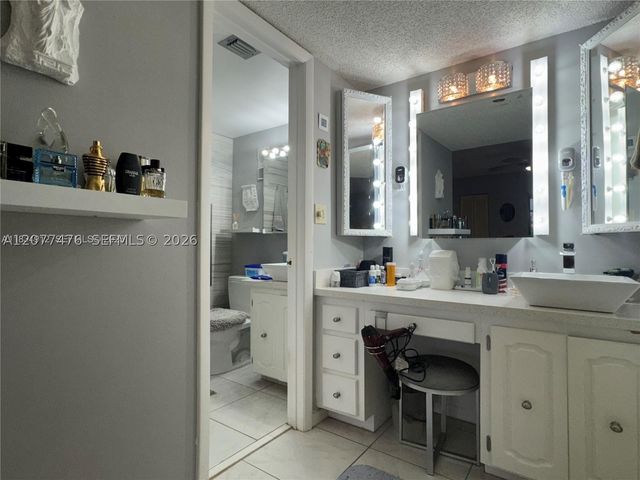 3910 Inverrary Blvd 603-B, Lauderhill, FL 33319