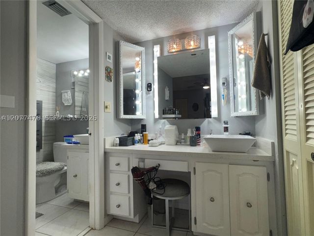 3910 Inverrary Blvd 603-B, Lauderhill, FL 33319