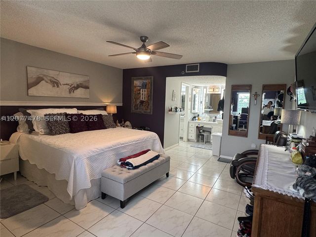 3910 Inverrary Blvd 603-B, Lauderhill, FL 33319