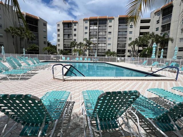 3910 Inverrary Blvd 603-B, Lauderhill, FL 33319