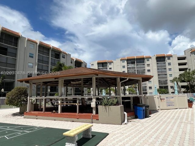 3910 Inverrary Blvd 603-B, Lauderhill, FL 33319