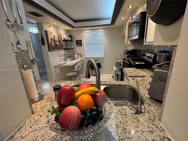 3910 Inverrary Blvd 603-B, Lauderhill, FL 33319