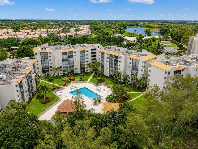 3910 Inverrary Blvd 603-B, Lauderhill, FL 33319