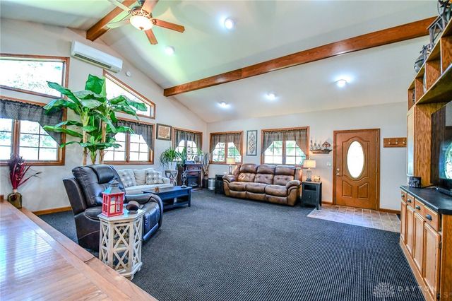 1591 Valley Heights Road, Xenia, OH 45385