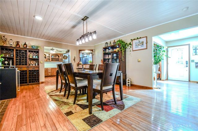 1591 Valley Heights Road, Xenia, OH 45385