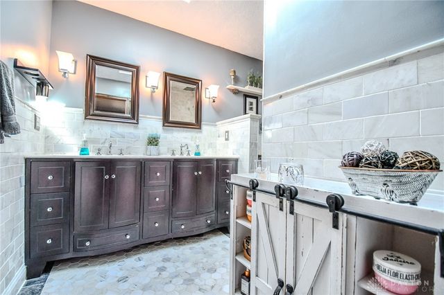1591 Valley Heights Road, Xenia, OH 45385