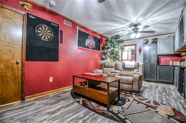 1591 Valley Heights Road, Xenia, OH 45385