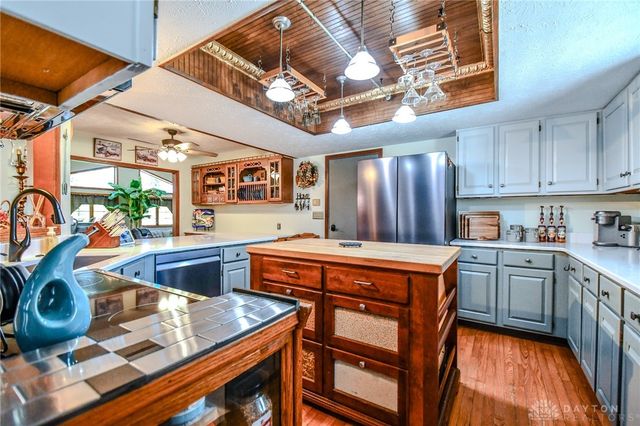 1591 Valley Heights Road, Xenia, OH 45385