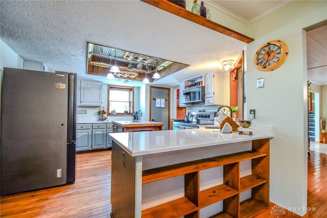 1591 Valley Heights Road, Xenia, OH 45385