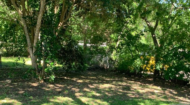 407 JULY LN, Boerne, TX 78006