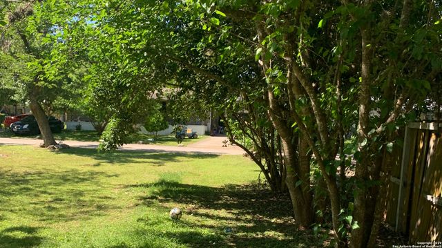 407 JULY LN, Boerne, TX 78006