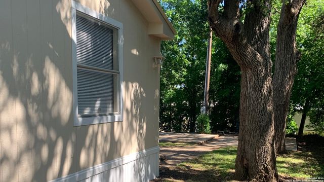 407 JULY LN, Boerne, TX 78006