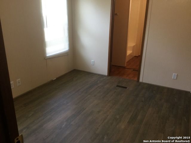 407 JULY LN, Boerne, TX 78006