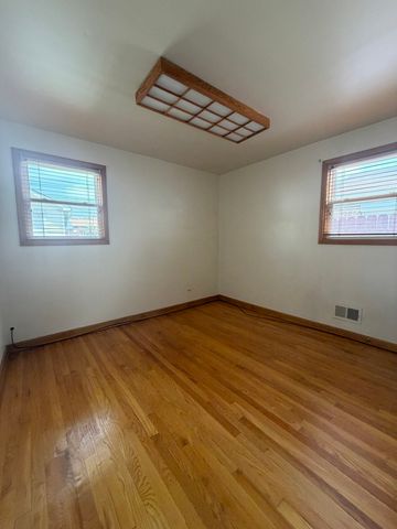 442 W 126th Street, Chicago, IL 60628