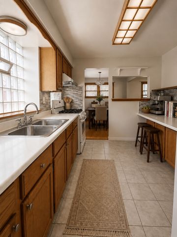 442 W 126th Street, Chicago, IL 60628