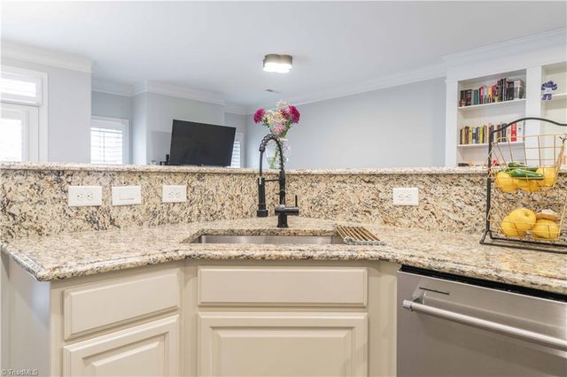 748 Carneros Circle, High Point, NC 27265