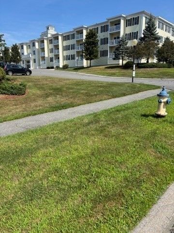 1818 Main St 111, Holden, MA 01522