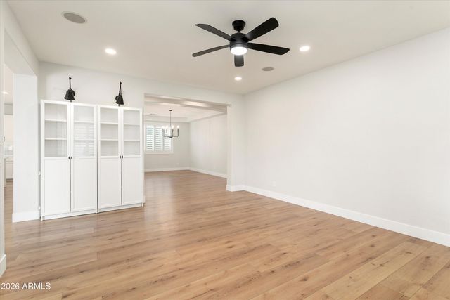 14885 W DREYFUS Street, Surprise, AZ 85379