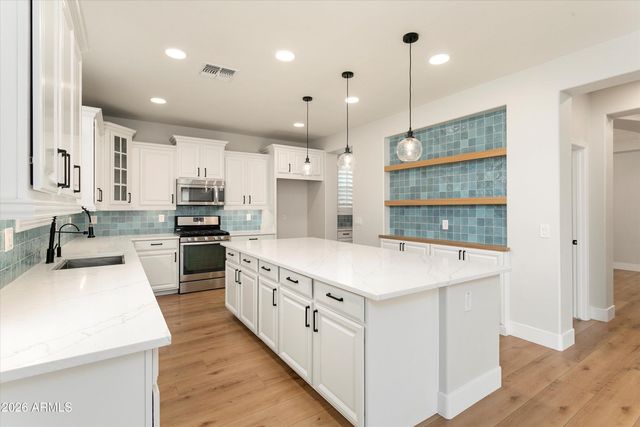 14885 W DREYFUS Street, Surprise, AZ 85379