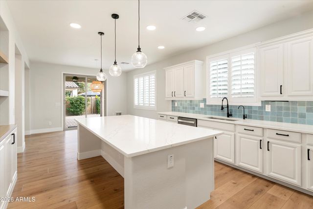 14885 W DREYFUS Street, Surprise, AZ 85379