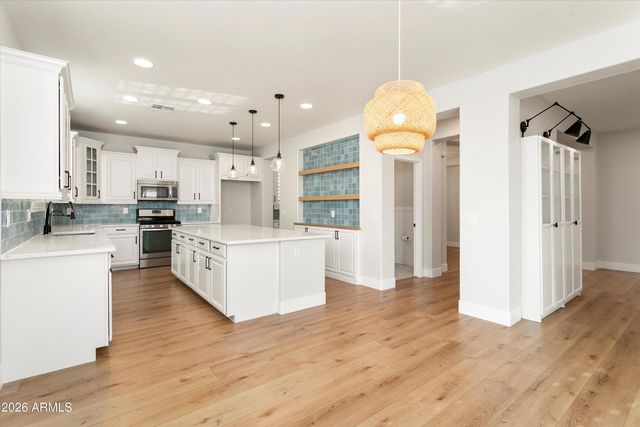 14885 W DREYFUS Street, Surprise, AZ 85379