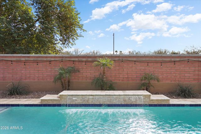 14885 W DREYFUS Street, Surprise, AZ 85379