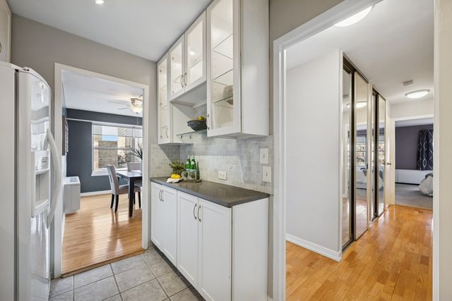 6157 N Sheridan Road 3M, Chicago, IL 60660