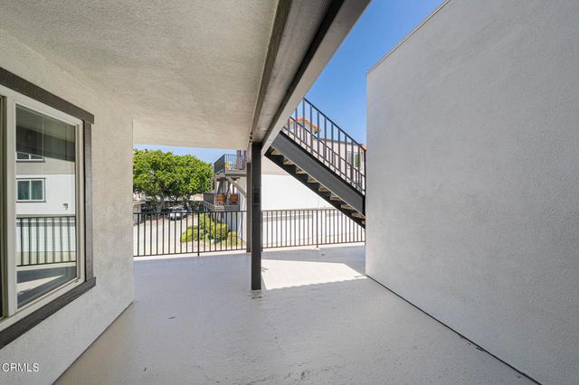 826 Cinnamon Lane, Duarte, CA 91010