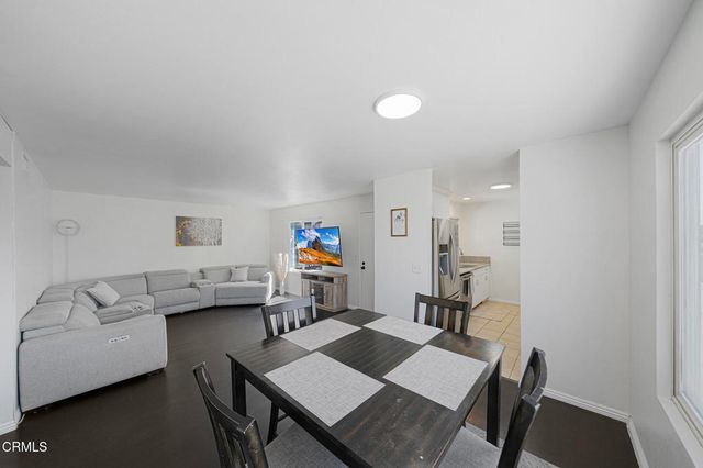 826 Cinnamon Lane, Duarte, CA 91010