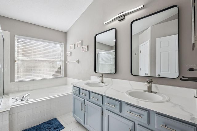 8128 WOODSWORTH DRIVE, Orlando, FL 32817