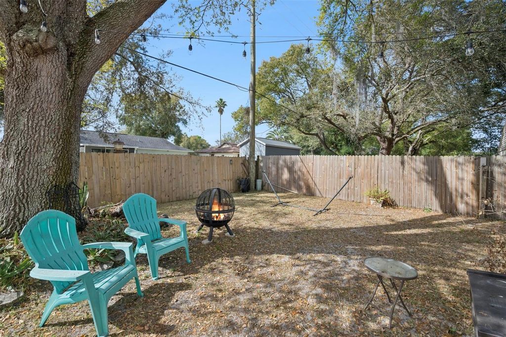 Image 25 of property listing at 8128 WOODSWORTH DRIVE, Orlando, FL 32817