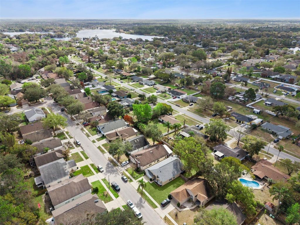 Image 34 of property listing at 8128 WOODSWORTH DRIVE, Orlando, FL 32817