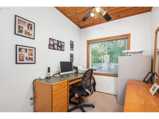 36189 Hwy 58, Pleasant Hill, OR 97455