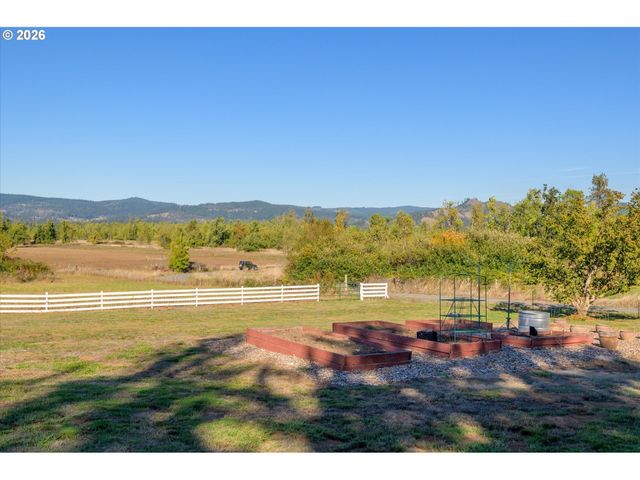 36189 Hwy 58, Pleasant Hill, OR 97455