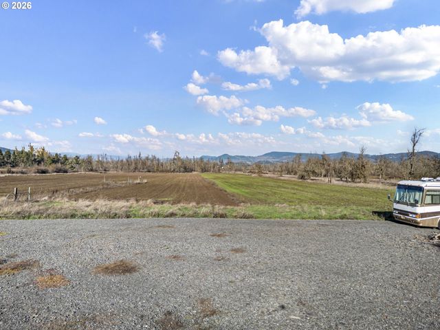 36189 Hwy 58, Pleasant Hill, OR 97455