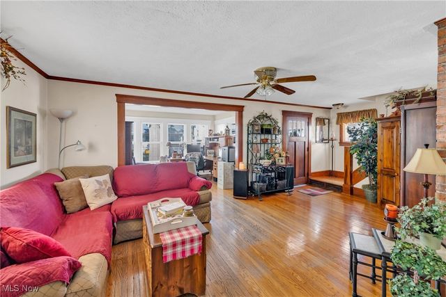 347 Kenyon Avenue, Elyria, OH 44035